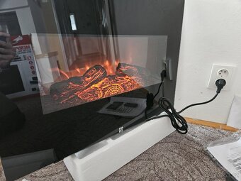 Elektrický nástěnný krb