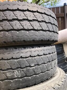 215/70 R15 C BRIDGESTONE DURAVIS