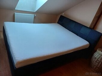 Prodám málo používanou postel 200x160. - 1