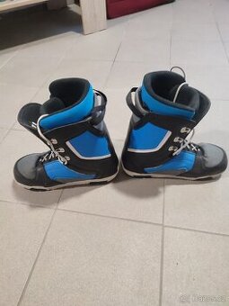 Boty na snowboard