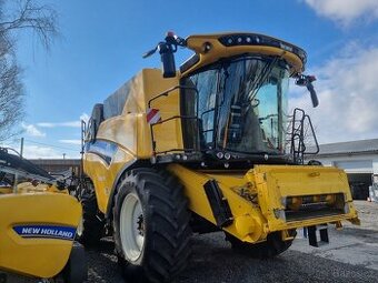 Sklízecí mlátička NEW HOLLAND CX 8.70 SL