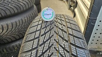2x Zimní Pneu 205/50 R17 Good Year 2024