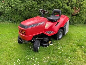 Zahradní traktor Honda 2114
