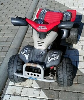 Prodám dětskou elektročtyřkolku Peg Pérego