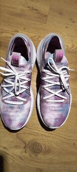 Tenisky Under Armour vel. 40,5
