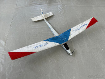 RC model letadla Accipiter Badius JR Models
