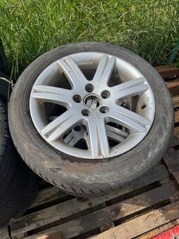 Prodám alu kola audi 5x112