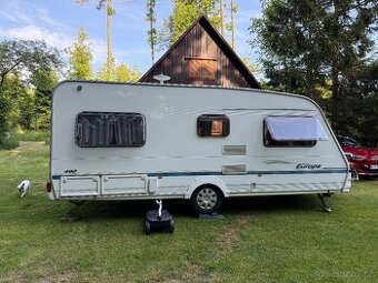 Karavan Sterling pro 4-5 osob