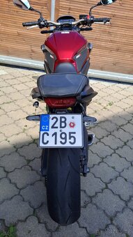 Zánovní Honda CB 650R, sleva 45.000Kč