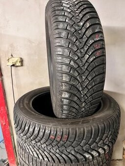 2ks. 225/55 R19 99H zimní pneu Falken
