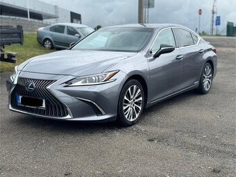 Lexus ES300h