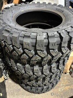 Prodám 4x pneu Raptor 235/70r16