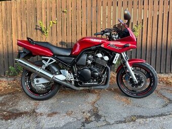 Yamaha Fazer 600