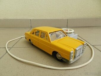 MERCEDES 250 - ITES r. 1972 ČSSR