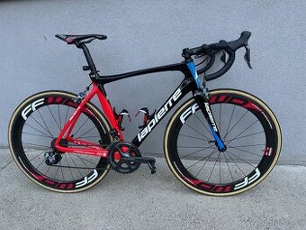 LAPIERRE AIRCODE SL 600 MC FDJ – karbonová raketa na silnic