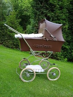 Retro kočárek Liberta