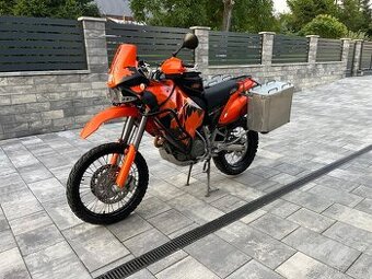 KTM LC4 640 Adventure AKRAPOVIČ, KUFRY, BRAŠNA