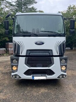 Ford cargo 1833 třistranný sklapěč