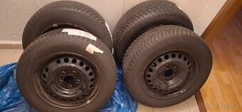 Zimní pneu 195/65 R15 + plechové disky