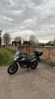 Suzuki V Strom