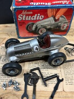 Schuco model mercedes grand proč 1936