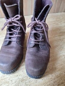 dámské zimní šněrovací boty