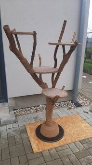 Kocici strom - škrabadlo pro kocky