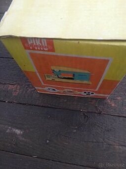 Šicí stroj Hračka Piko