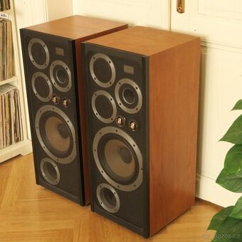 Wharfedale E70 1977-1979
