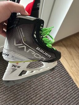 Brusle Bauer Hyperlite