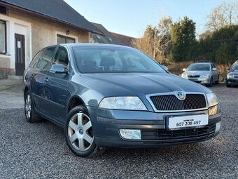 Škoda Octavia II 1.6i combi 2x kola NÍZKÁ CENA