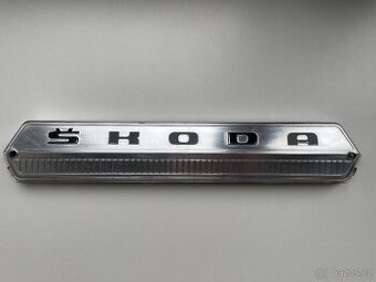 Ozdobná lišta na přední masku Škoda 100, 110, 110R