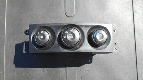 Kia Sorento - panel ovládání topení, klimatizace