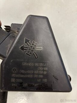 Filtr box s váhou vzduchu Škoda Roomster.