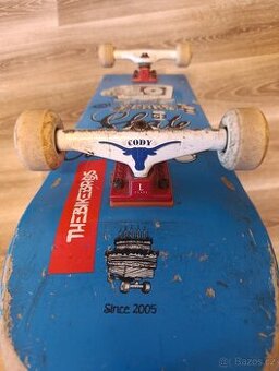 Skateboard 500kč