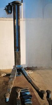 JCL 50 Liberec dvousloupový automobilový zvedák česká výroba