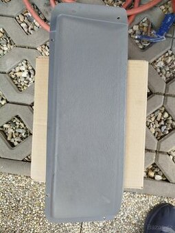 Schránka pod přístrojovou desku Felicie