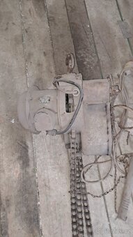 Zvedací zařízení - kočka