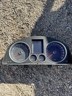 Budíky Golf 5 GTI Maxidot