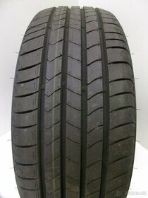 Letní pneu 215/55/18 95H KUMHO Ecsta HS51 - 4 ks