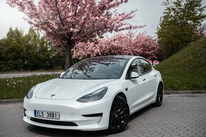 Tesla Model 3 SR+ LFP 60KW Rok 12/2021