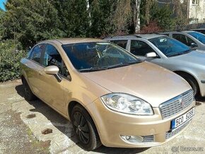 Fiat Linea - Grande Punto s kufrem, rok 2010, 114 000 km