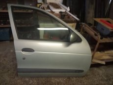 Dveře, kapota, nárazník Renault megane classic šedá