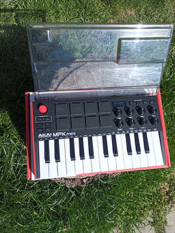 PRODÁM Akai MPK mini MK3