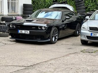 Dodge Challenger 6.4 SRT SCATPACK