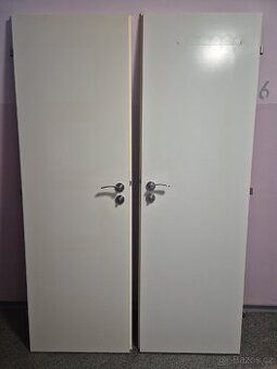 Interiérové dveře se zámkem a kováním 60 P/L