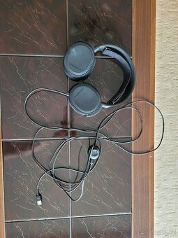 Sluchátka SteelSeries Arctis