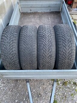 Zimní pneu Nokian WR SUV4 225/65R17