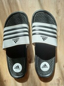 Nabízím k prodeji pantofle adidas