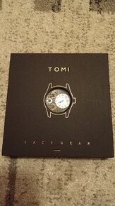 Elegantní hodinky TOMI